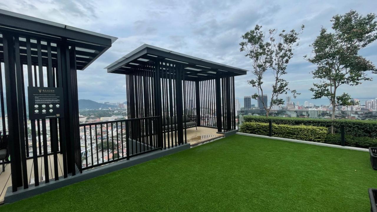 Beacon Executive Suite - City View - By Iz George Town Exterior photo