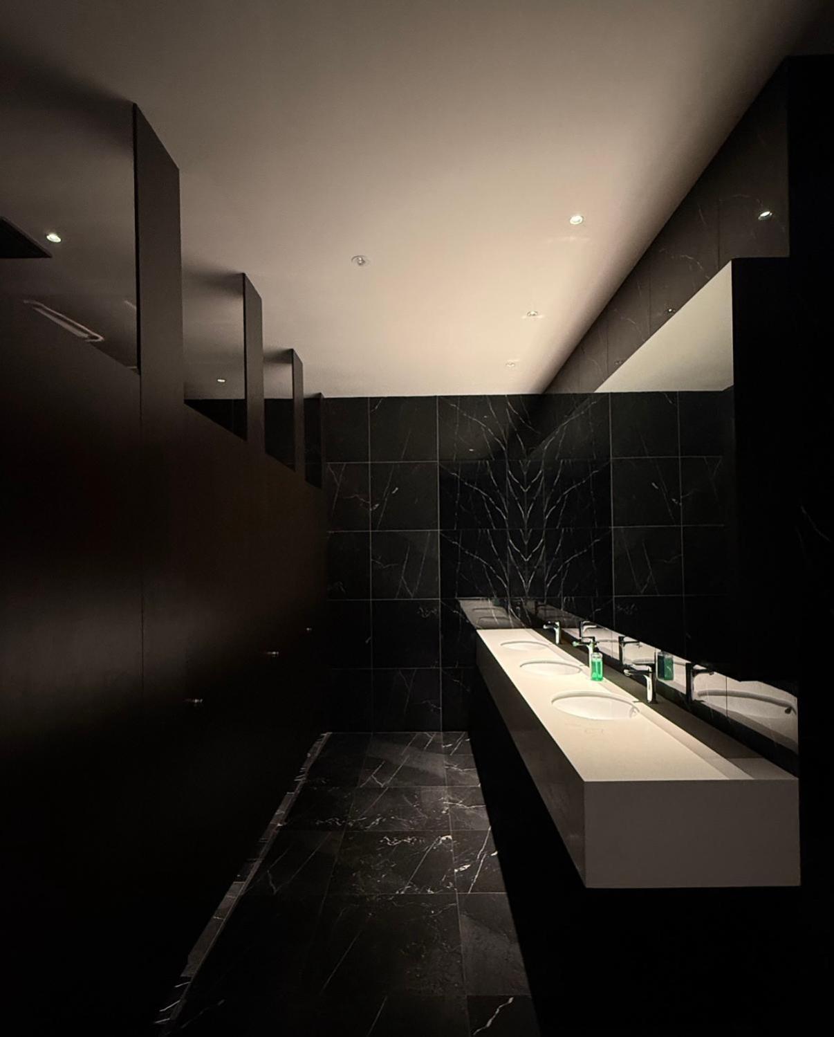 Beacon Executive Suite - City View - By Iz George Town Exterior photo